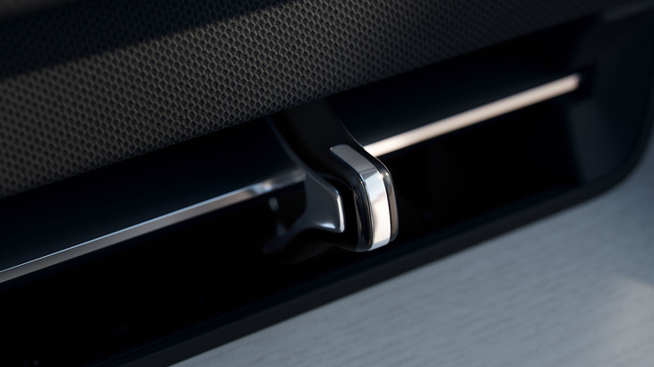 ボルボEX90（エアコン吹き出し口）