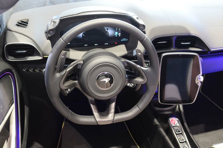 マクラーレン・アルトゥーラ スパイダー（コックピット周辺部）