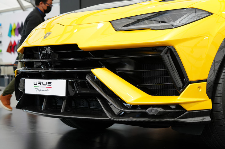 ランボルギーニ・ウルス ペルフォルマンテ（フロントマスク）