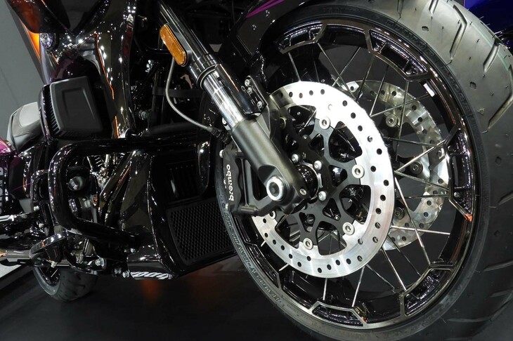 ハーレーダビッドソンCVOロードグライド