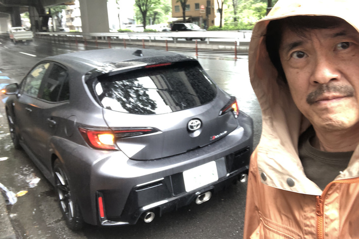 販売台数わずか70台の限定モデル「トヨタGRカローラRZ“モリゾウエディション”」に試乗。その日は土砂降りでハイパワーマシンに乗るには最悪のコンディションだったが、一度たりとも恐怖を感じなかった。
