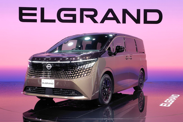 2026年夏の発売が予定されている新型「日産エルグランド」。2027年度中に、E2Eの自動運転機能を備えた次世代「プロパイロット」が搭載されるという。