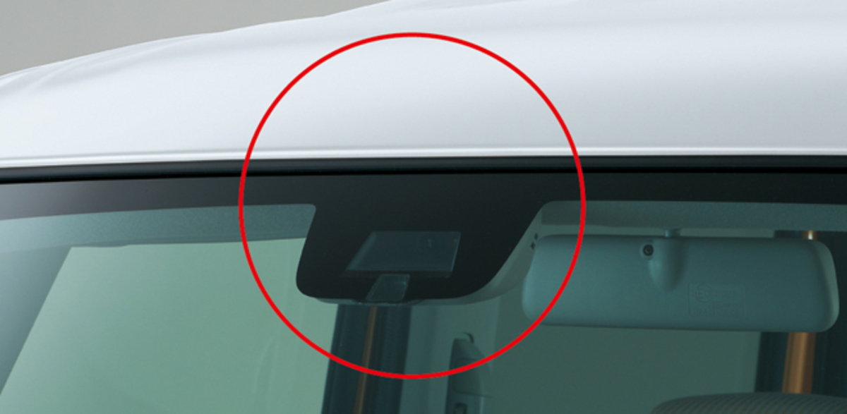 スズキ スペーシア に自動ブレーキ装着車 ニュース Webcg