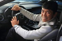 ＜山野哲也さんプロフィール＞
	全日本GT選手権／SUPER GT GT300クラス3連覇、全日本ジムカーナ選手権21回チャンピオン獲得と、輝かしい戦績を誇るレーシングドライバー。今日ではドライビングスクールを手がけるほか、車両開発ドライバーやジャーナリストとしても活躍している。