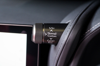 メーターフードの右に突き出たドライブモードセレクター。かつてはレクサス車の主流だったが、徐々に採用モデルが減ってきている。