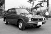 CVCCエンジンを搭載した「ホンダ・シビック」はクリーンな排出ガスに加えて優れた燃費性能も実現しており、世界的なヒットモデルとなった。