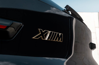 BMWが新型車「XM」を発表　最高出力653PSのハイパフォーマンスPHEVの画像