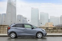 カーナビやオーディオをはじめ、上質かつ多彩な機能でドライブを充実させてくれるカロッツェリアのディスプレイオーディオ。誰もがスマートフォンを持つ時代のマストアイテムといえるだろう。