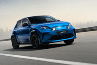 「アルピーヌA290」
	「ルノー5 E-TECHエレクトリック」のスポーツモデルとされる電動ホットハッチ。Bセグメントのコンパクトなサイズで、最高出力は218PS（160kW）。