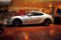 「BRZ tS GT PACKAGE」
    