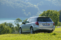 こちらはツーリングワゴン。
	 