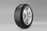 ピレリのエコタイヤ「Cinturato P7」新発売の画像