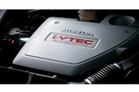 
	アブソルートが搭載する2.4リッター。
	 