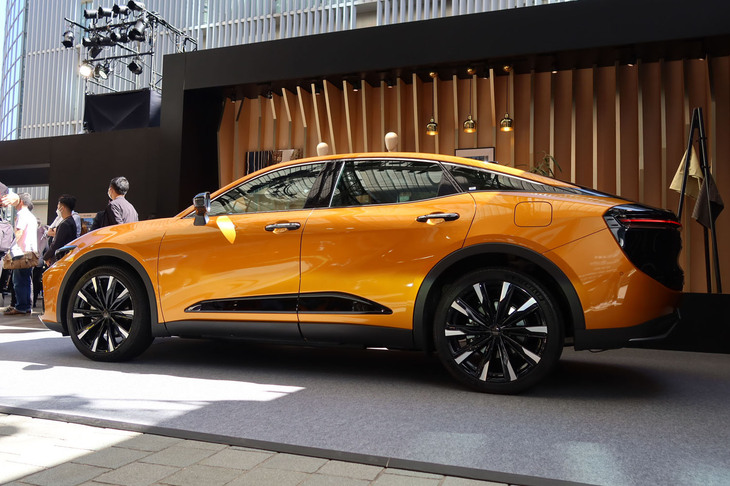 トヨタ・クラウン クロスオーバー