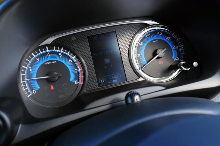 三菱eKクロスT（メーター）