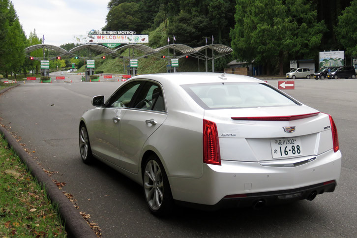 無事ツインリンクもてぎに到着。キビキビとした走りや、充実した運転支援システムなどについても紹介したかったが、それは次回以降のお楽しみということで。