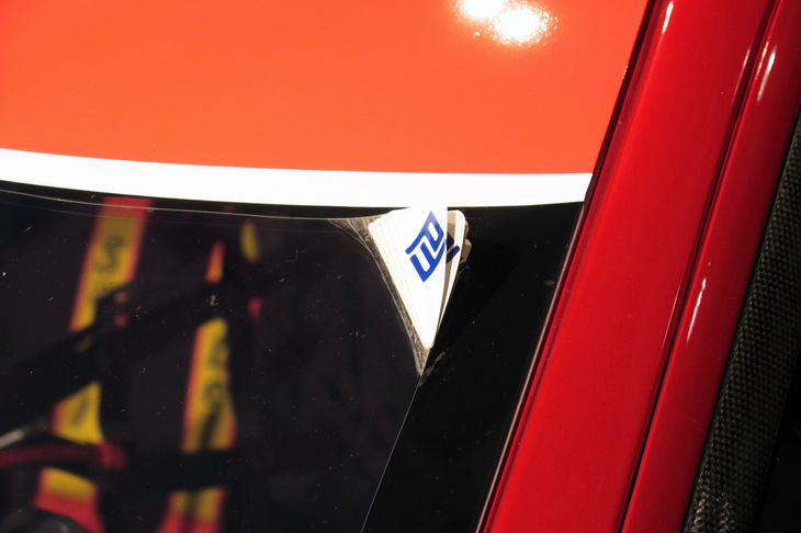 フェラーリ488チャレンジEVO（フロントウィンドウ）