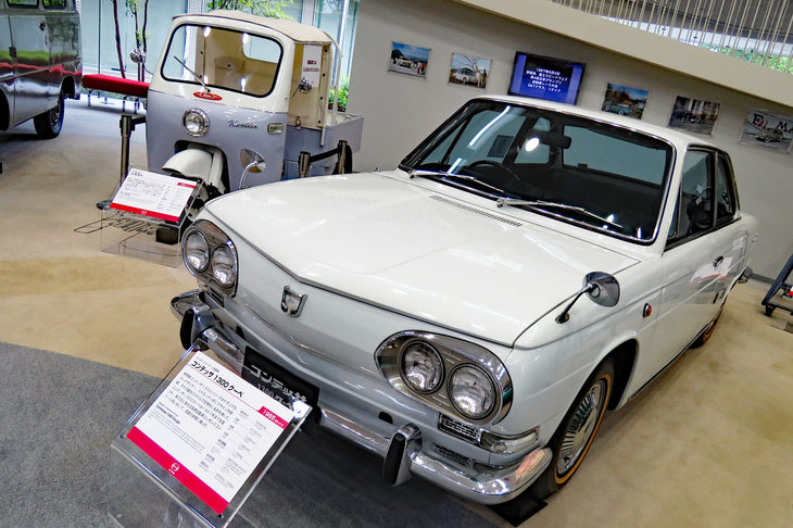 日野自動車の文化施設である日野オートプラザが収蔵する「コンテッサ1300クーペ」。