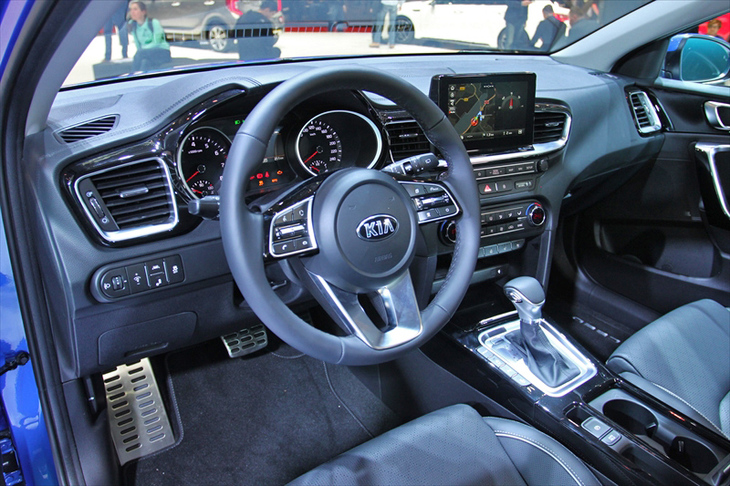 キア・シード（インテリア）