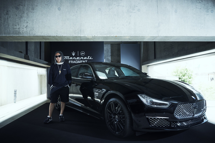 「ギブリ オペラネラ」とファッションブランド「フラグメント・デザイン」を主宰する藤原ヒロシ。