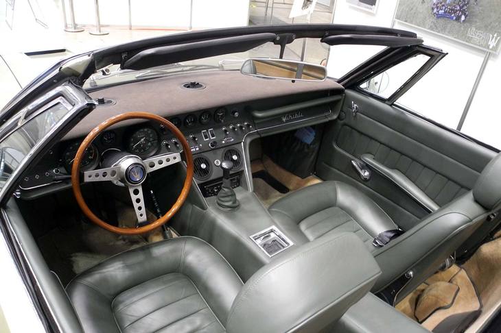 MASERATI CLUB OF JAPANのブース