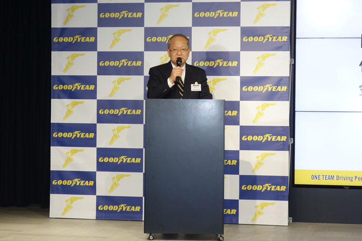 金原社長は、「『ベクター4シーズンズ ハイブリッド』を指名買いするユーザーが増えたほか、オフィシャルウェブサイトへのアクセスも急増した」と語った。