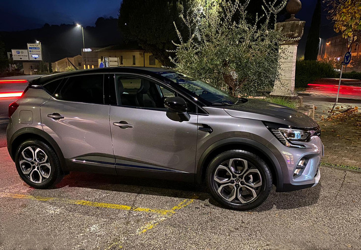 知人のドメニコ君がこのほど入手した「ルノー・キャプチャーdCi95」。