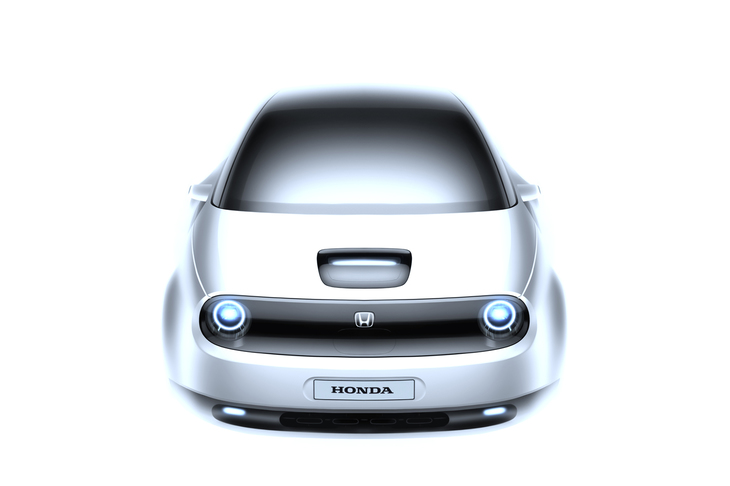 岩城氏を「これなら行ける」と納得させた佐原氏のスケッチ。これ以前のデザイン案は、「開発初期ということもあって完成度が低く、もっとモワっとしていた」（岩城氏）とのこと。