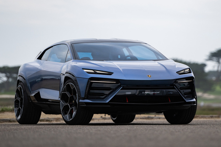 ランボルギーニが発表したコンセプトモデル「ランザドール」。2028年発売予定の新型車を示唆する、BEVのGTカーだ。