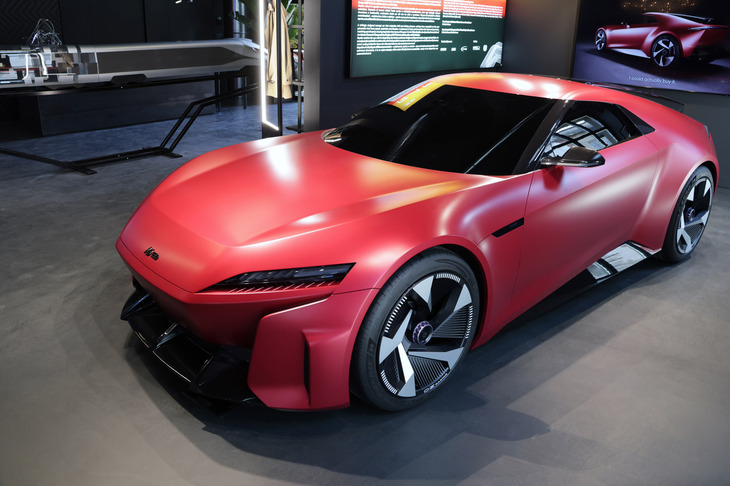 日本の専門職大学に相当するデザイン教育機関、IEDトリノとの共創による「IED-イタルデザイン・ラピダ」。同校のトランスポーテーションデザイン・マスターコースにおける修了製作である。