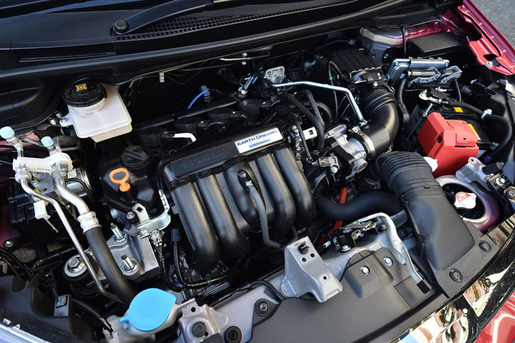 「フィット ハイブリッドS Honda SENSING」の燃費値は、JC08モードで31.8km/リッター。優れた燃費性能は、ドライブの強い味方だ。