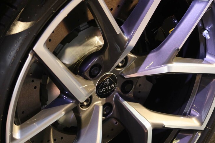 ロータス・エレトレR（ホイール）