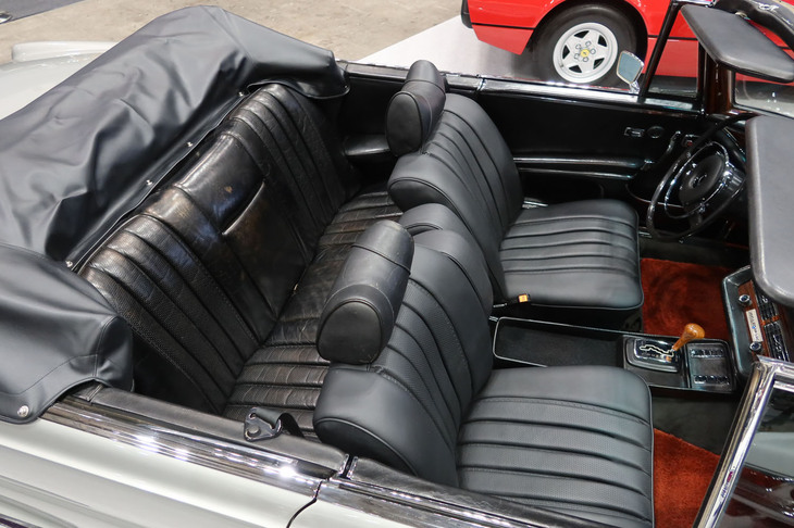 メルセデス・ベンツ280SE 3.5（1971年）