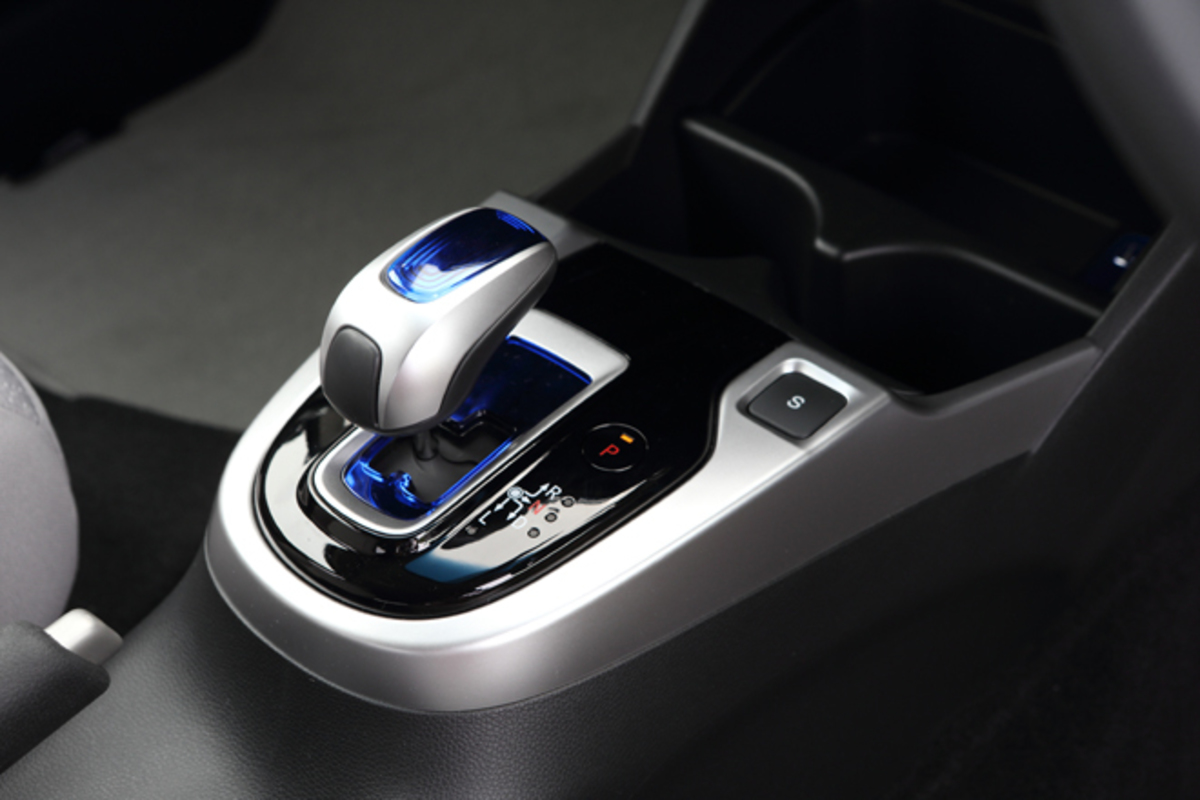 ホンダ フィット プロトタイプ Ff Cvt フィットハイブリッド プロトタイプ Ff 7at 試乗記 帰ってきたホンダ Webcg