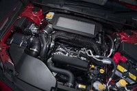 先代に搭載された1.6リッターユニットの後継となる、新開発の1.8リッター水平対向4気筒ターボエンジン。アウトプット、燃費ともに従来型を上回る。