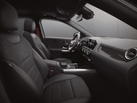 ハイパフォーマンスと快適性を両立　「メルセデスAMG GLA35 4MATIC」がデビューの画像