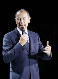 パリショーの大会委員長であるジャン-クロード・ジロー氏。