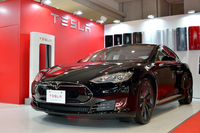 テスラ・モデルS：商品になってるのがすごい