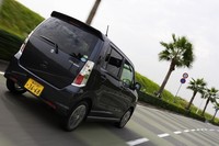 スズキ・ワゴンR FXリミテッド（FF/CVT）／スティングレーTS（FF/CVT）【試乗速報（前編）】の画像