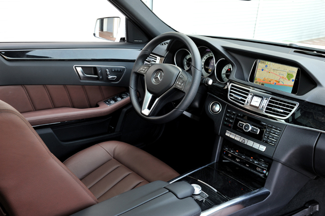 メルセデス ベンツe250アバンギャルド Fr 7at E400ハイブリッド アバンギャルド Fr 7at 試乗記 節目のビッグマイナー Webcg