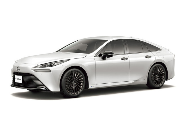 現行型でも中古車価格は半額以下！ いま本気で狙いたい特選ユーズド 