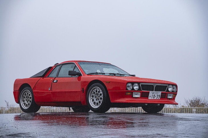 世界ラリー選手権（WRC）に勝つことを目的に登場したホモロゲーションモデル「ランチア・ラリー037」。登場から40年以上たった今日でも、その魅力が色あせることはないようです。（photo：加藤純也）