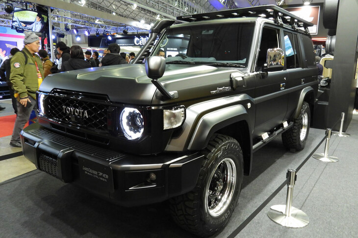 ランクルBASEカスタム「ブラッククルーザー70」