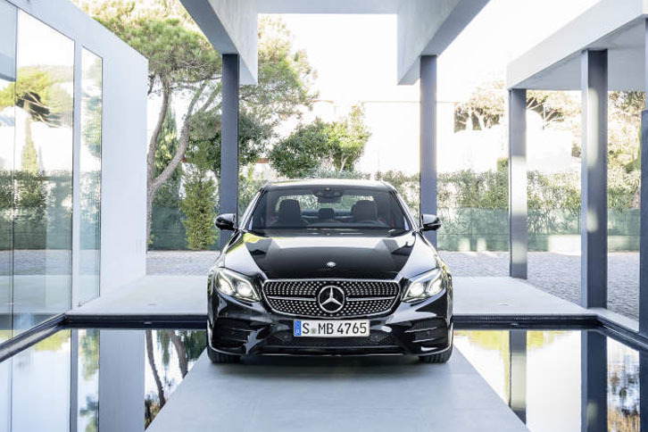 メルセデスAMG E43 4MATIC