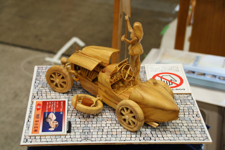 GREEN GRASS CLASSIC CAR MATEのブース