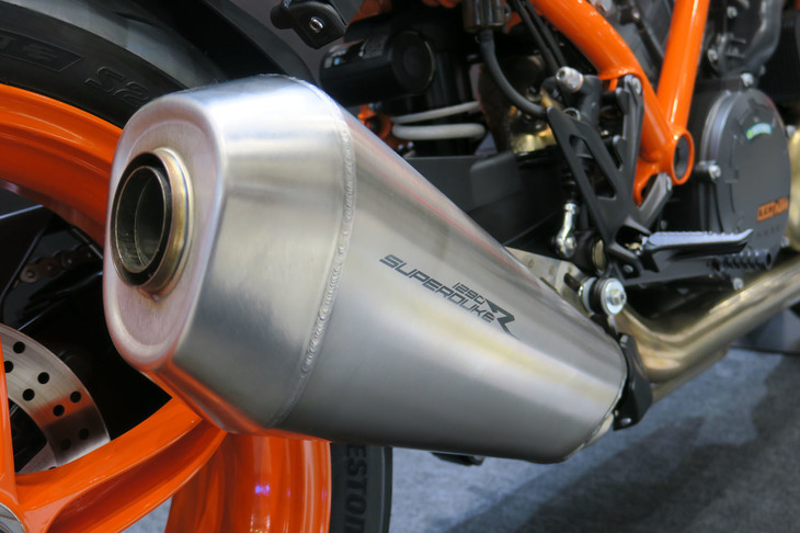 KTM 1290スーパーデュークRエボ