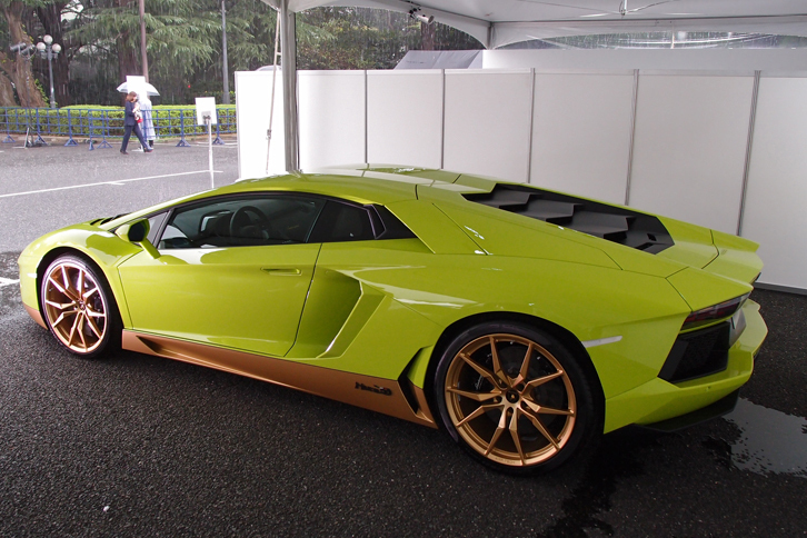 ランボルギーニ・アヴェンタドール ミウラ オマージュ