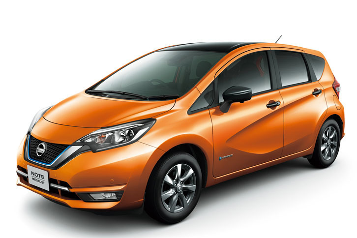 「ノートe-POWERメダリスト ブラックアロー」