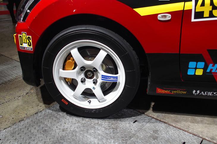 ダイハツ・コペンGRスポーツ（ラリー参戦車両のホイール）