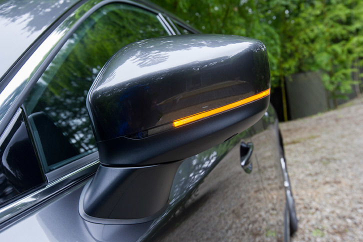 マツダCX-8 XD Lパッケージ（ドアミラー）